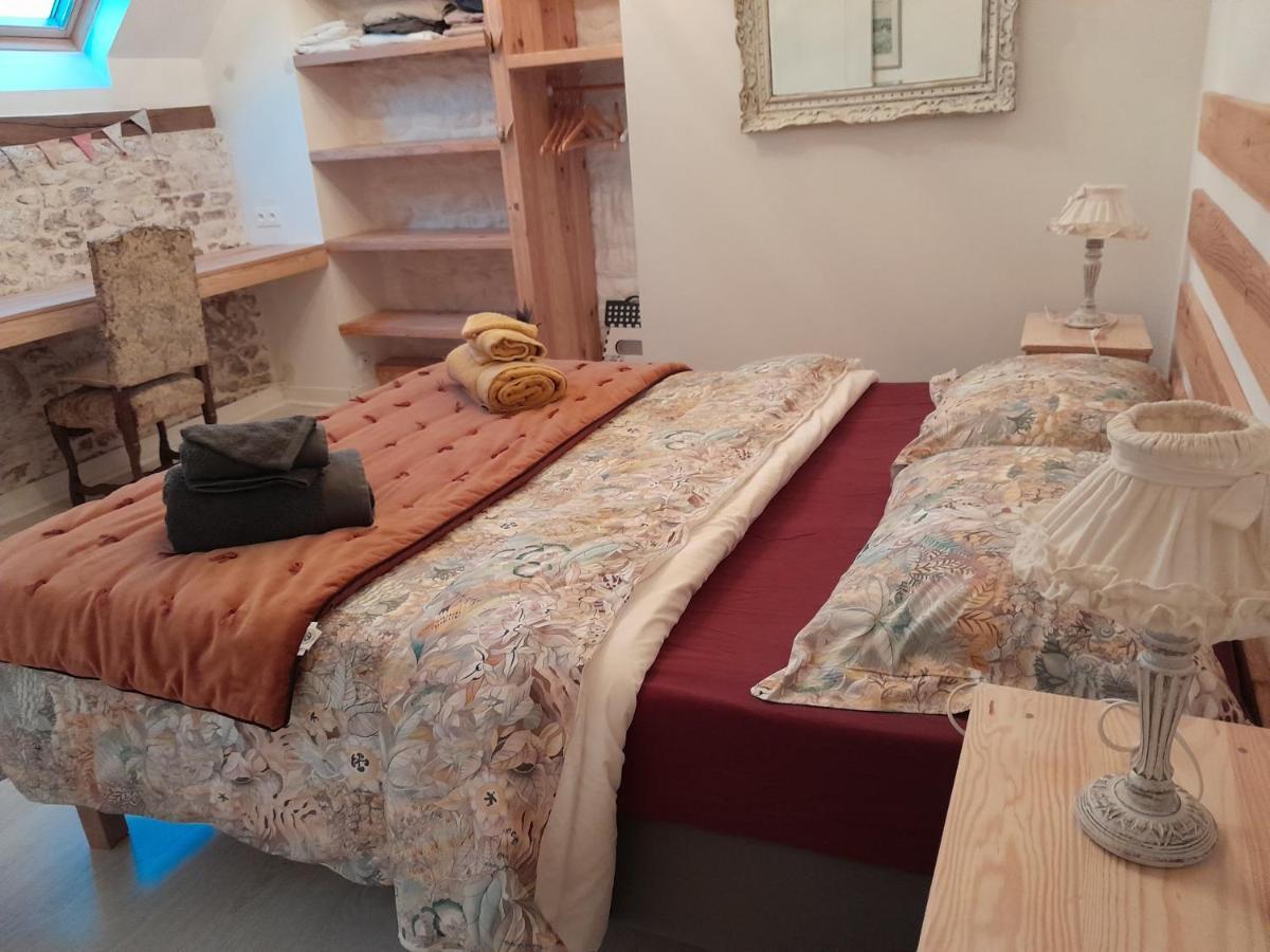 Bed and Breakfast Le Jardin Des Fees Savigny-le-Vieux Экстерьер фото