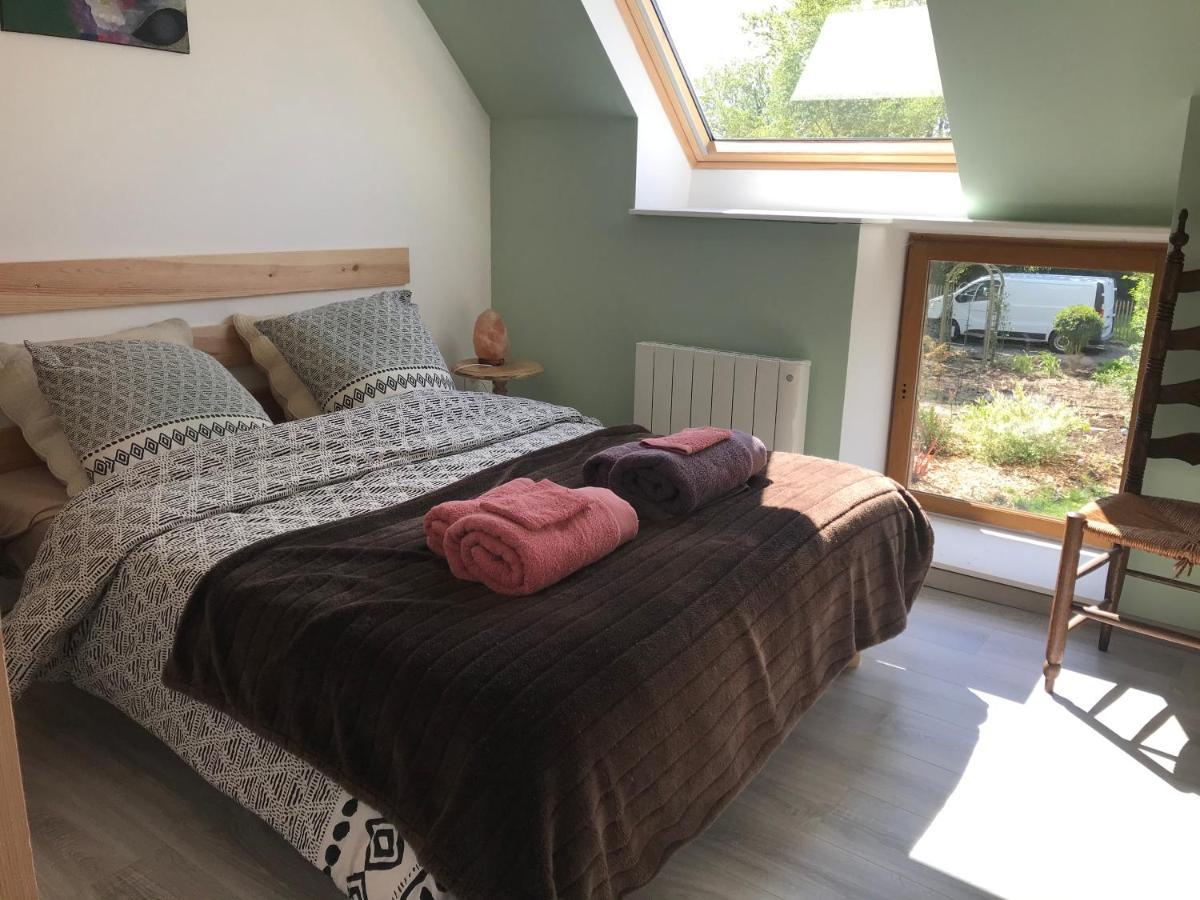 Bed and Breakfast Le Jardin Des Fees Savigny-le-Vieux Экстерьер фото