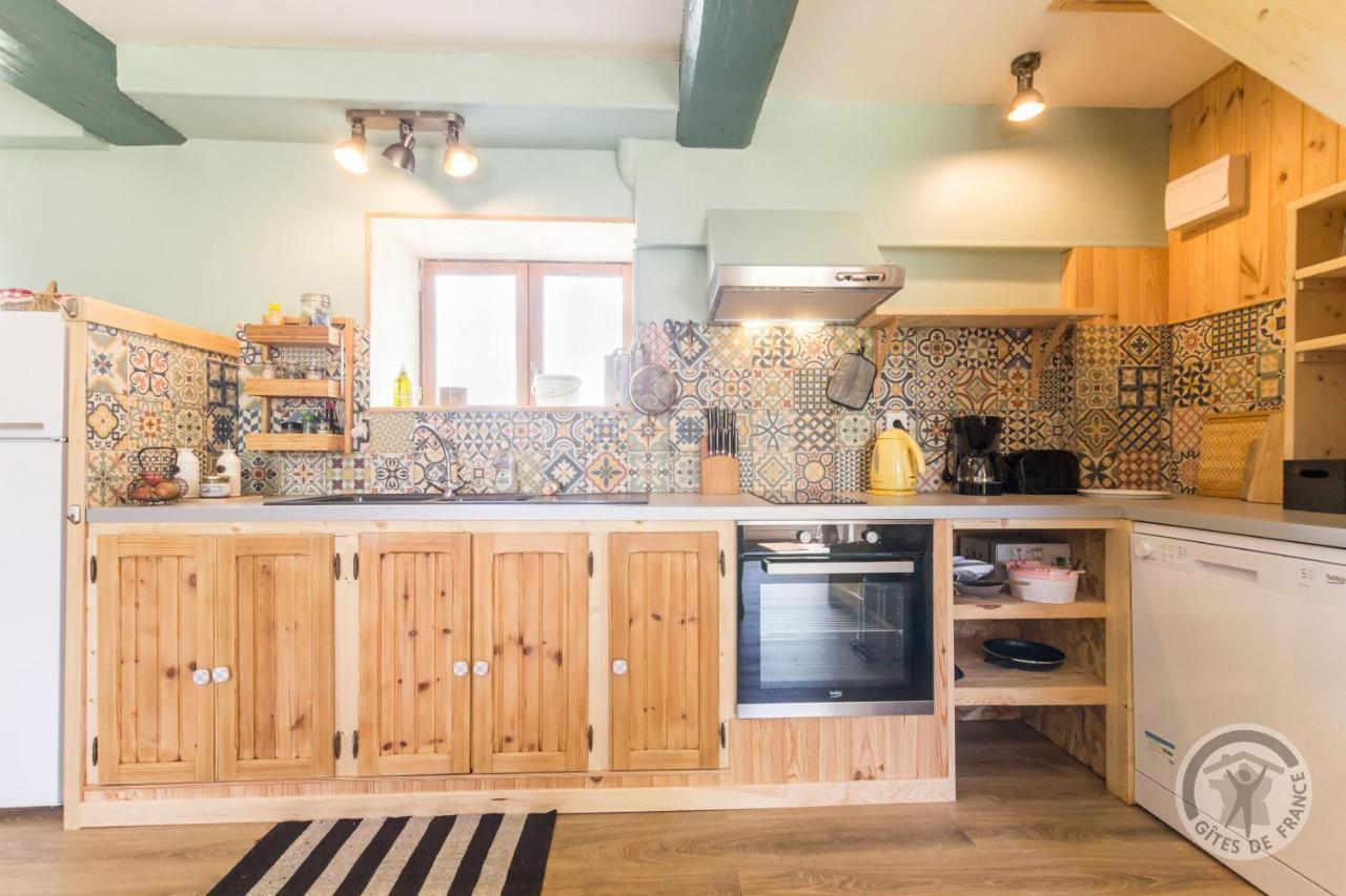 Bed and Breakfast Le Jardin Des Fees Savigny-le-Vieux Экстерьер фото