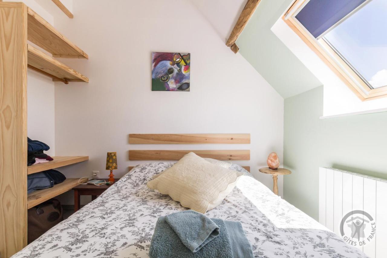 Bed and Breakfast Le Jardin Des Fees Savigny-le-Vieux Экстерьер фото